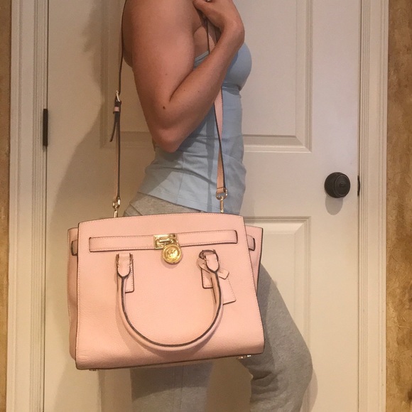 Michael Kors Handbags - 🚨LAST CHANCE🚨EUC Michael Kors Hamilton purse